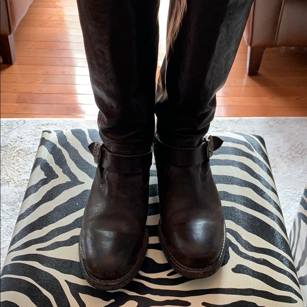 Frye below knee, brown boots size 8.5
